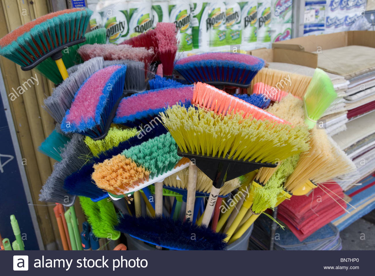 Brooms 1/12ct